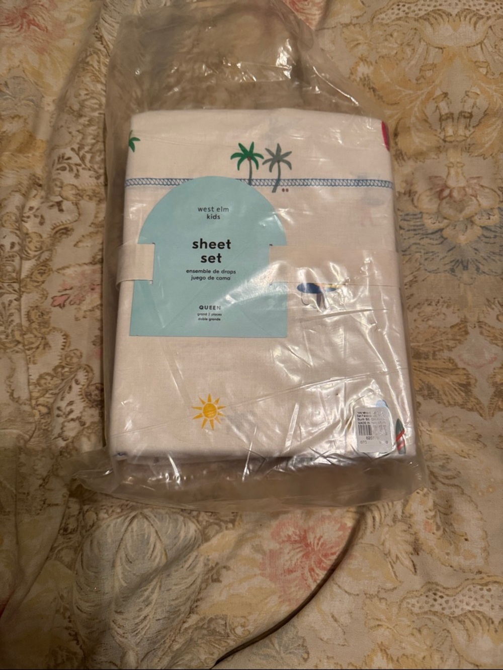 West Elm Surf Shack Sheet Set with Colorful Kid-Friendly Motifs - Queen